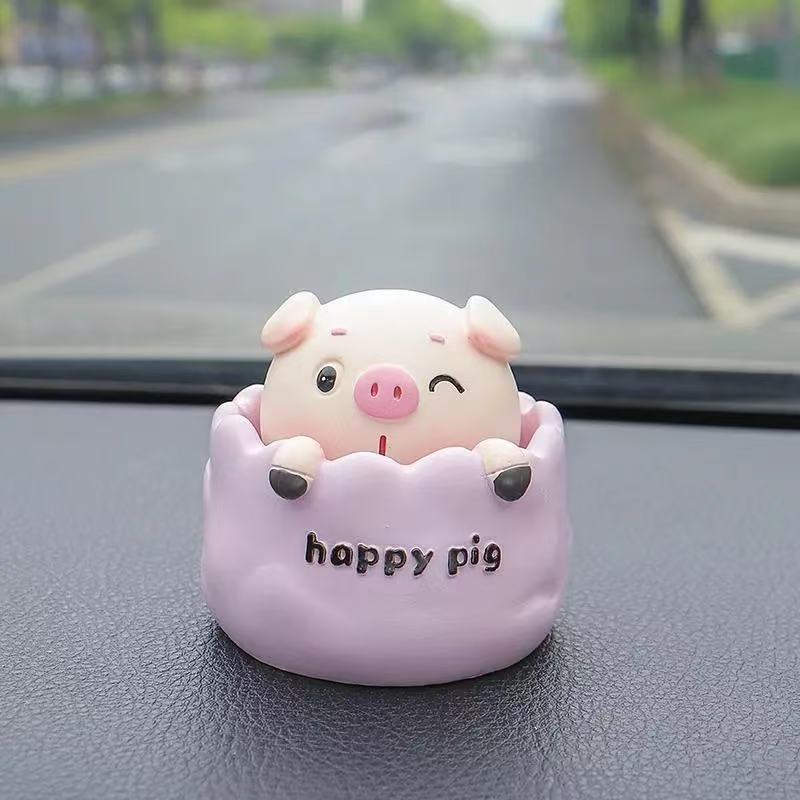 カー用品　可愛い首振り子豚の車内擺飾 インテリア コンソール擺飾